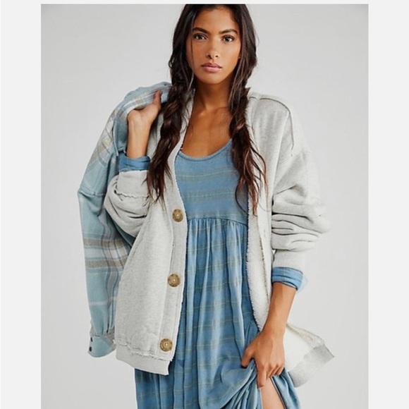 Free People Boyfriend Cardigan Oversized Reversible Jacket Fleece White Grey XS - Picture 4 of 12
